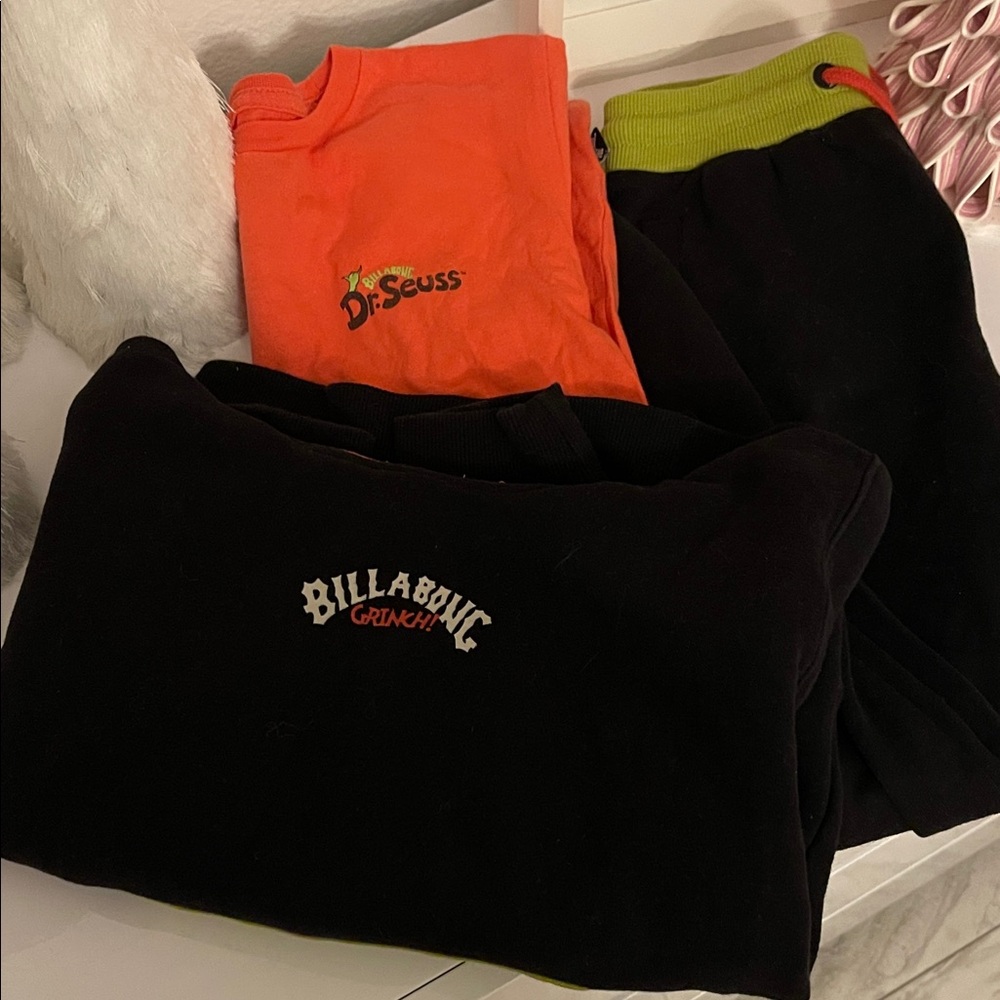 Billabong Grinch collab 3 pc Black Sweatshirt and Dr. Seuss Orange T-Shirt Combo